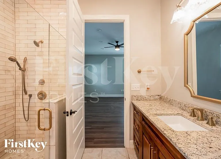 203 Saunders St — Photo 12