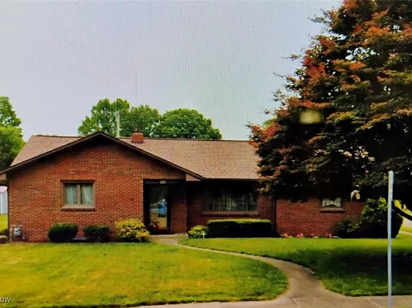 221 Superior Ave, Dover, OH 44622