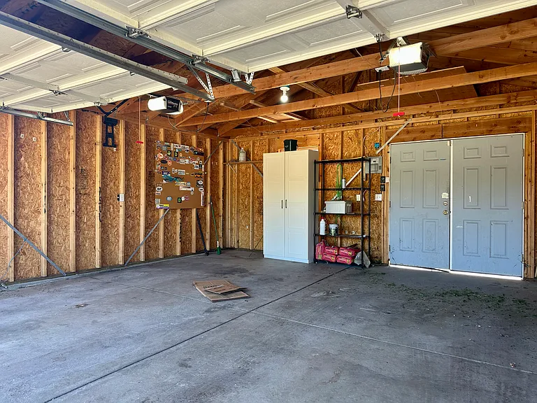 3318 N Gilpin St — Photo 36