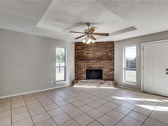 2nd image of 201 Sierra Ct