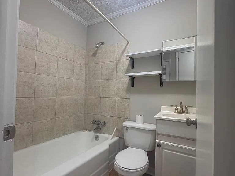 1818 Rigby St — Photo 10