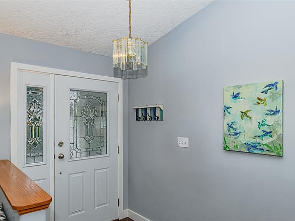 3rd image of 3019 Hull Rd