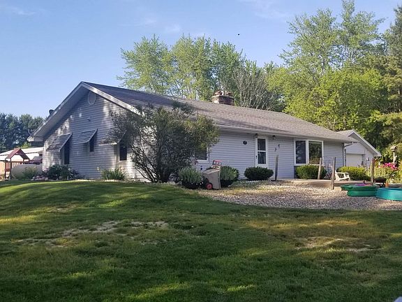 3rd image of 2933 E Britain Ave