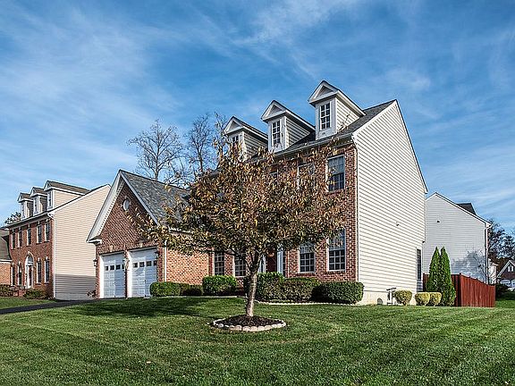 3rd image of 14131 Baneberry Cir