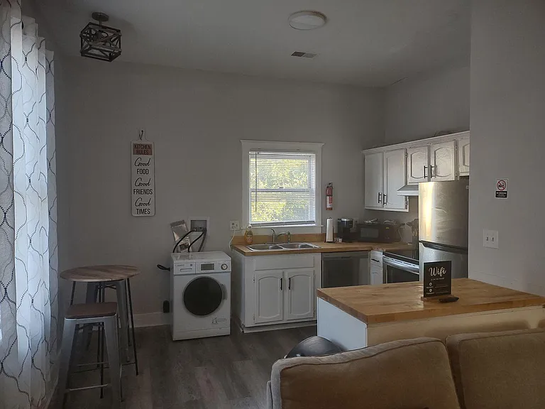 1113 Olympia Ave #A & B — Photo 21