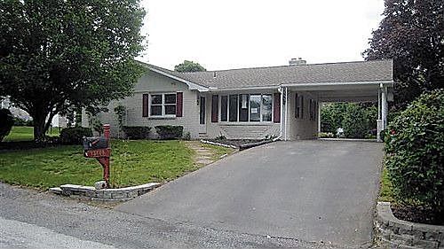 1st image of 13466 Meadowview Ave