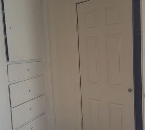 4th image of 3839 Stevely Ave APT 2