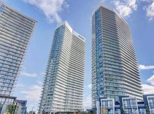 115 McMahon Dr #209, Toronto, ON M2K 0E3