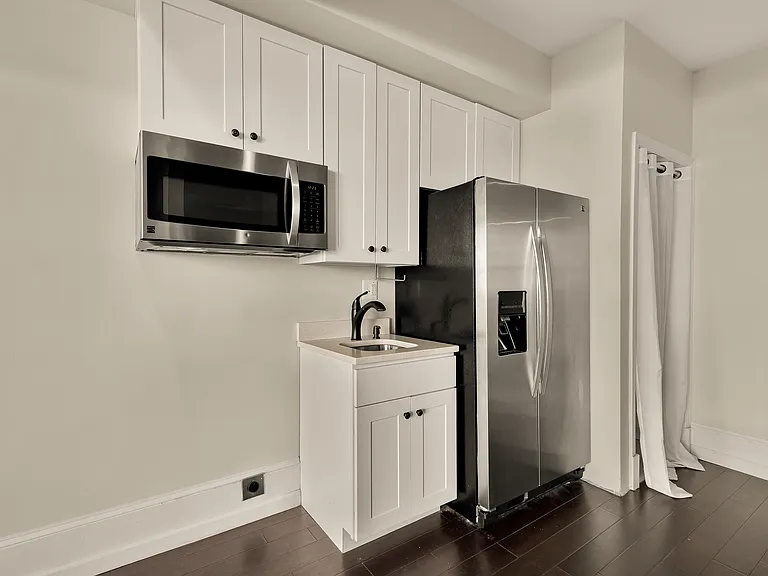 1609 Levis St NE — Photo 52