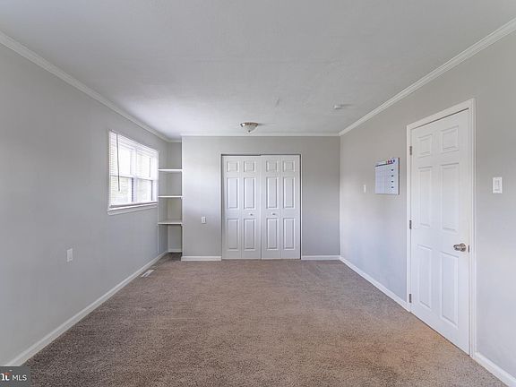5th image of 203 7th St