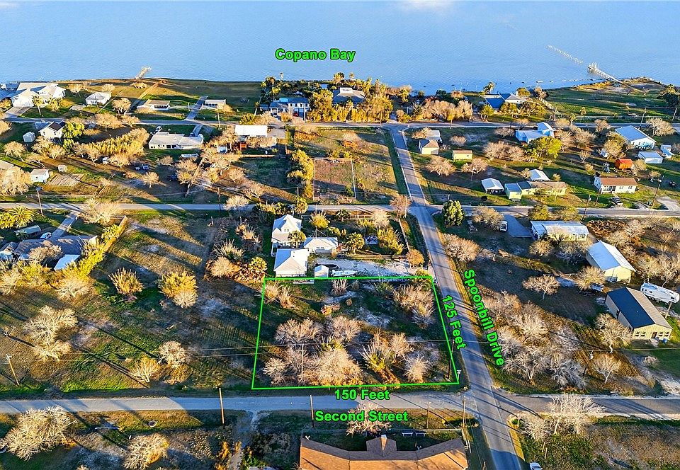 1st image of 402 2nd St