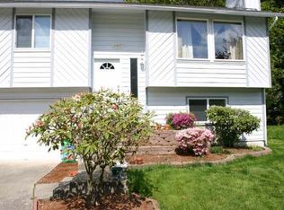 10937 161st Ave NE, Redmond, WA 98052
