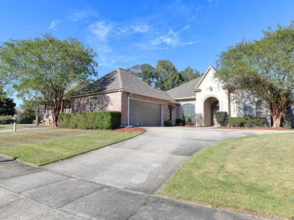 9253 Homestead Dr, Baton Rouge, LA 70817