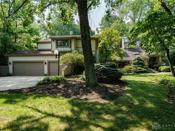 6628 Imperial Woods Rd, Dayton, OH 45459