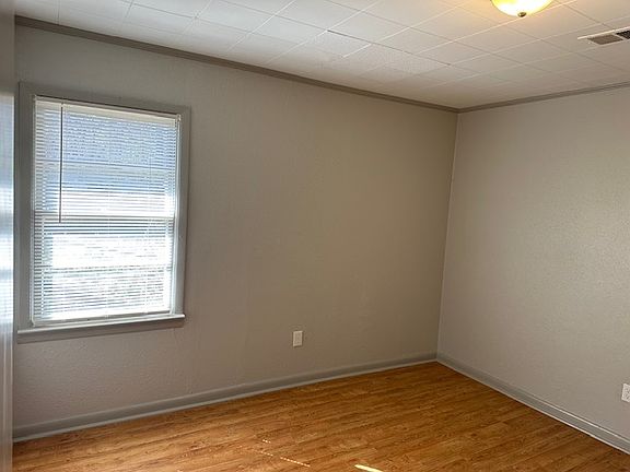 4th image of 1315 Turner St #B