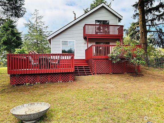 2nd image of 556 Makah Avenue SE