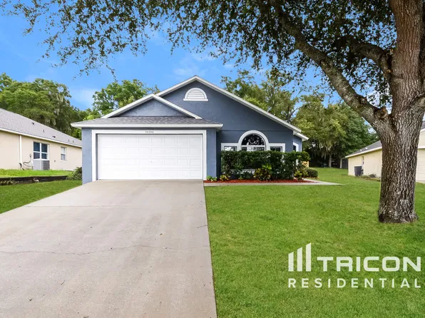 30350 Pga Dr, Mount Plymouth, FL 32776