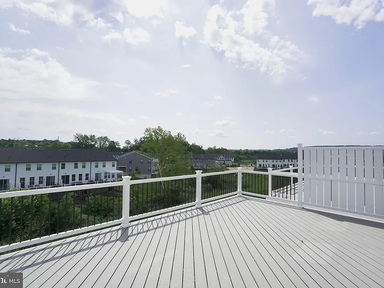 332 Aspen Way — Photo 36