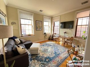 425 Hanover St #42, Boston, MA 02113