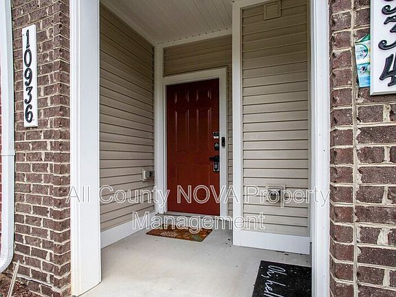2nd image of 10936 Presidential Pkwy