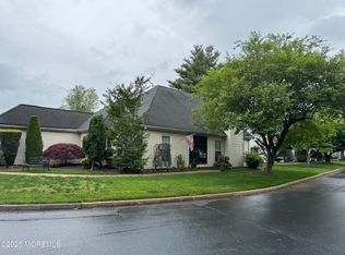 13 Jasmine Ln, Freehold, NJ 07728