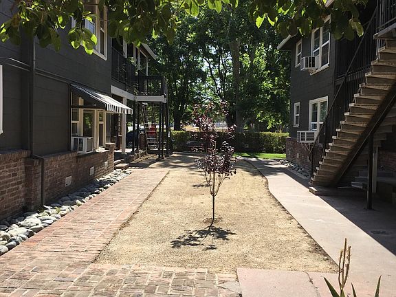 2nd image of 300 4th St APT 2