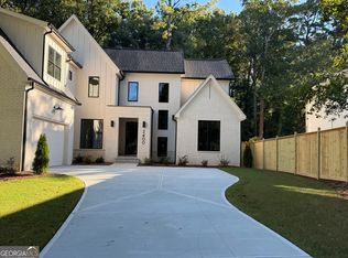 2400 Burch Cir, Atlanta, GA 30319