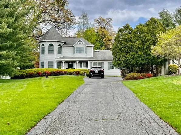 13 Blackwell Court, Pomona, NY 10970