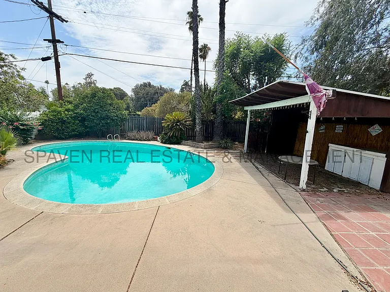 4750 El Molino Ave — Photo 14