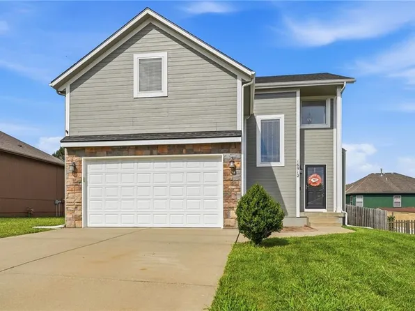 16912 Summit Dr, Belton, MO 64012