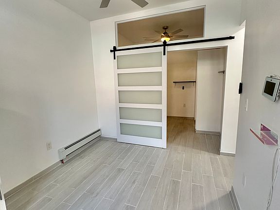 3rd image of 211 Wyckoff Ave #1