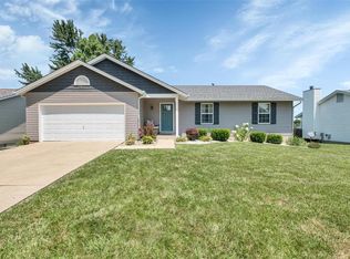 6421 Sprucefield Dr, O'Fallon, MO 63368