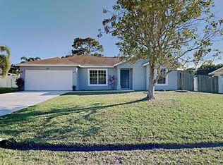 190 SW Exmore Ave, Pt Saint Lucie, FL 34953
