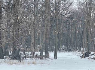 7284 Old Mill Rd, Omro, WI 54980