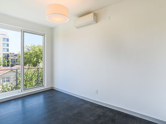 2nd image of 227 Winthrop St #B2