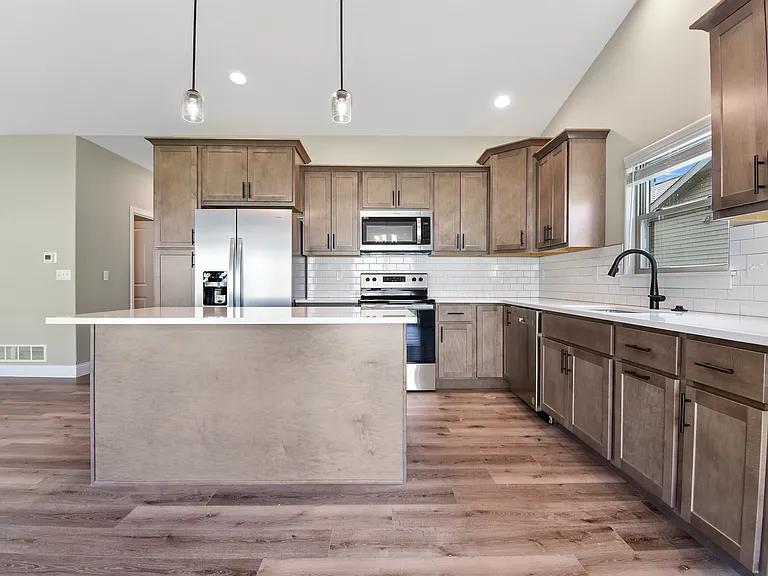 1608B Delane Dr #B — Photo 13