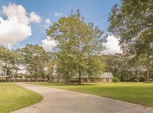 4 Pegasus Dr, Youngsville, LA 70592