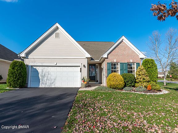 2nd image of 172 Glenmoor Cir