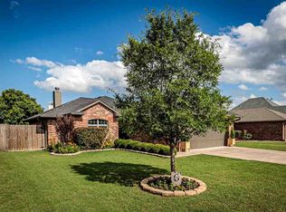 607 NW Granite Ave, Cache, OK 73527