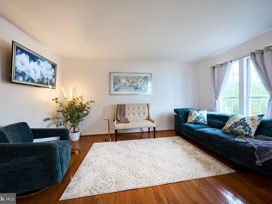 6570 Osprey Point Ln, Alexandria, VA 22315
