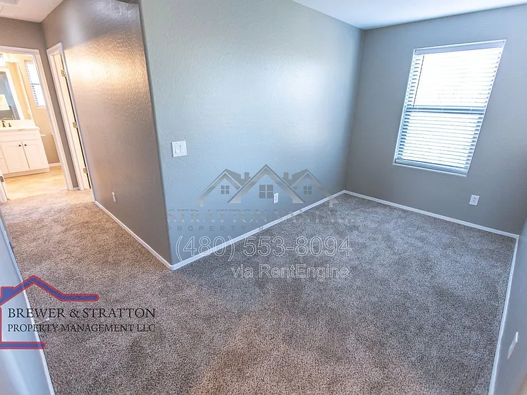 5816 W Gwen St — Photo 25
