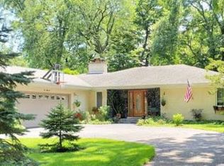 259 E Tall Trees Ln, Palatine, IL