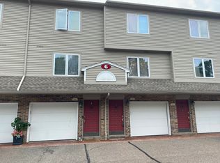 882 N Colony Rd APT 36, Meriden, CT 06450