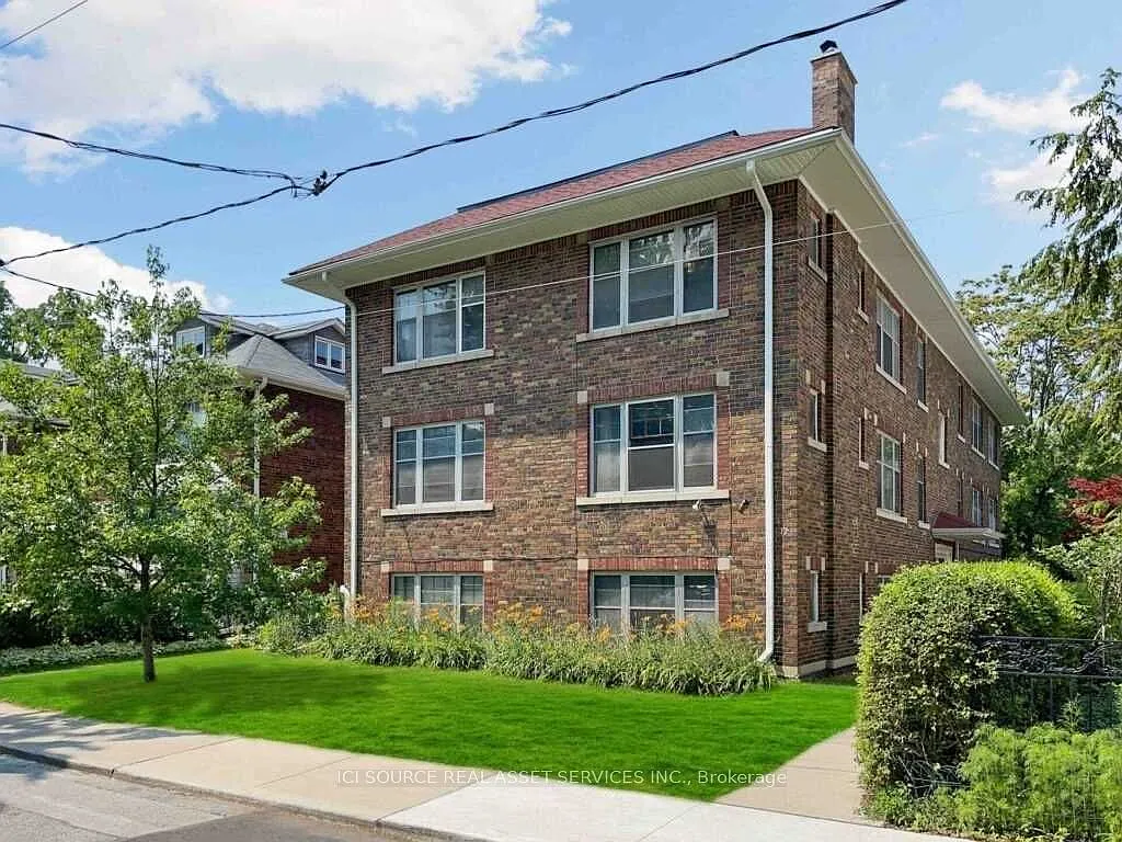 4 bed, $4,500 — Photo 1