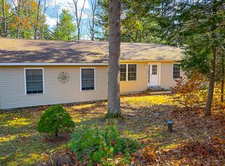 65 Teddy Bear Ln, Naples, ME 04055