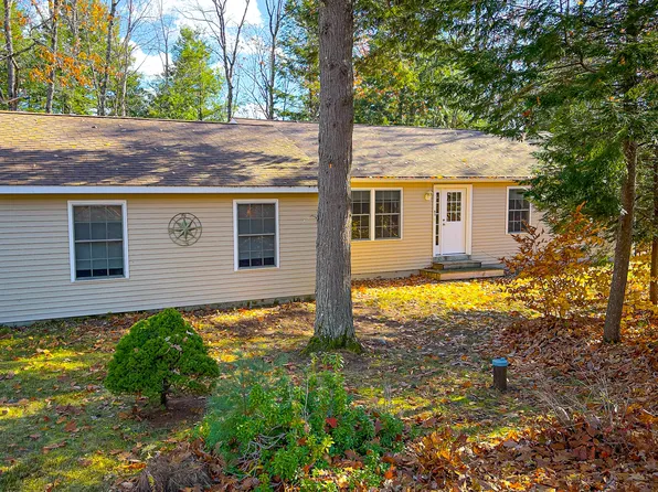 65 Teddy Bear Lane, Naples, ME 04055