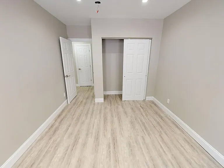 1909 Avenue M #2A — Photo 10
