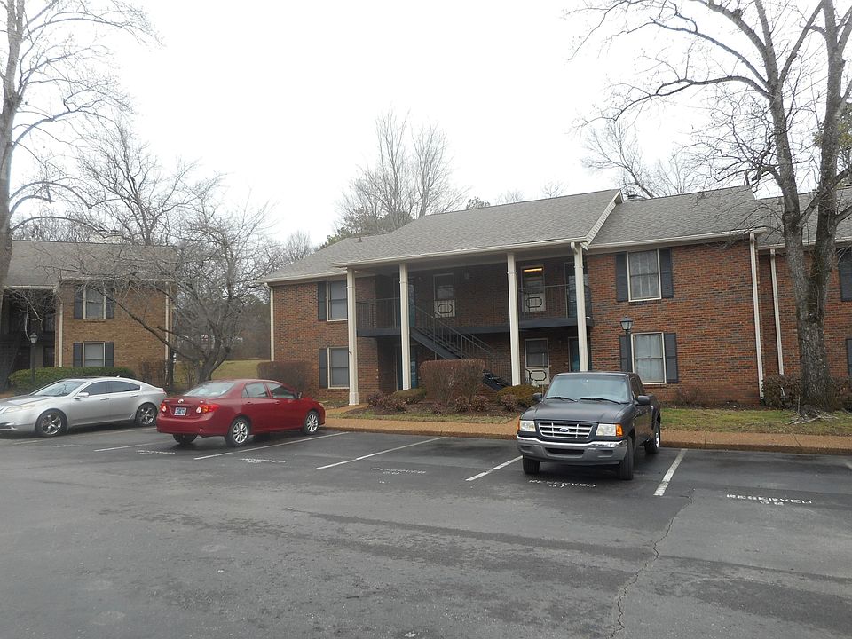 1st image of 140 Westfield Dr