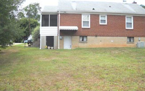 3rd image of 276 Arnett Blvd