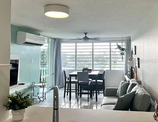 Building Photo - Ocean Dr #100-304